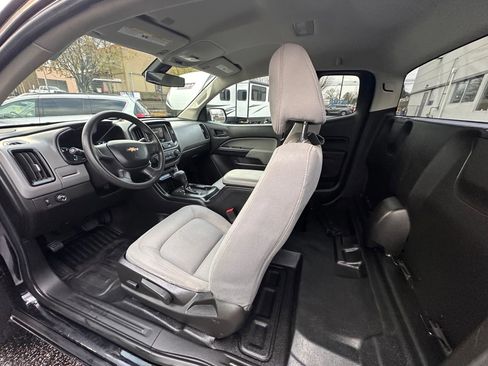 Used 2019 Chevrolet Colorado W/T image 13