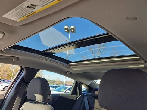 Used 2023 Chevrolet Malibu LT image 21