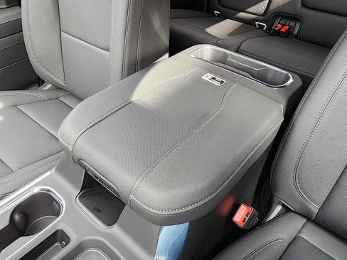 New 2026 GMC Sierra 1500 SLT w/ SLT Premium Plus Package image 32