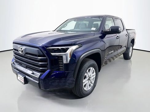 New 2026 Toyota Tundra SR5 AWD/4WD image 3