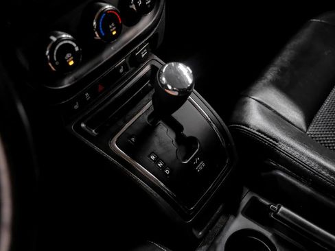 Used 2017 Jeep Patriot Sport w/ Power Value Group FWD image 26