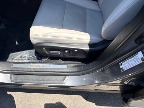 Used 2022 Lexus RX 350 FWD w/ Premium Package image 14