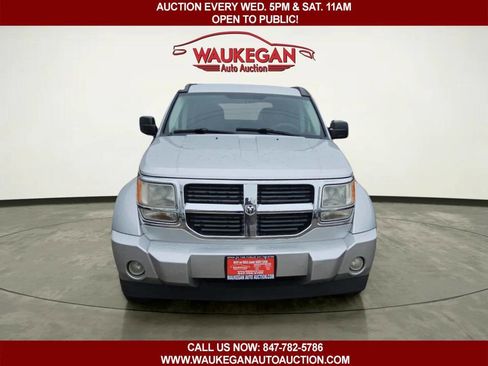 Used 2007 Dodge Nitro SXT image 2