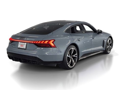 Used 2022 Audi e-tron GT Prestige w/ Prestige Package image 9