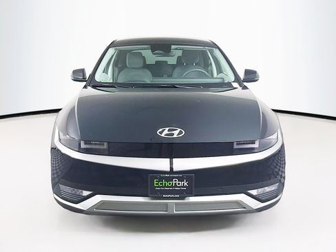 Used 2024 Hyundai Ioniq 5 SEL RWD image 2