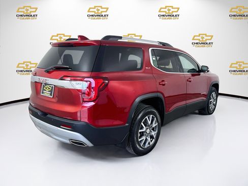 Used 2023 GMC Acadia SLT w/ Technology Package FWD image 8