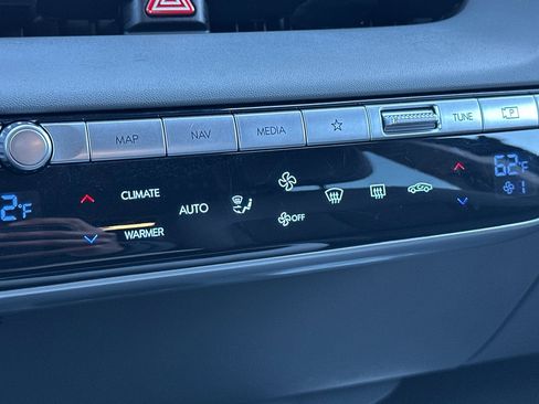 Used 2024 Hyundai Ioniq 5 SE image 24