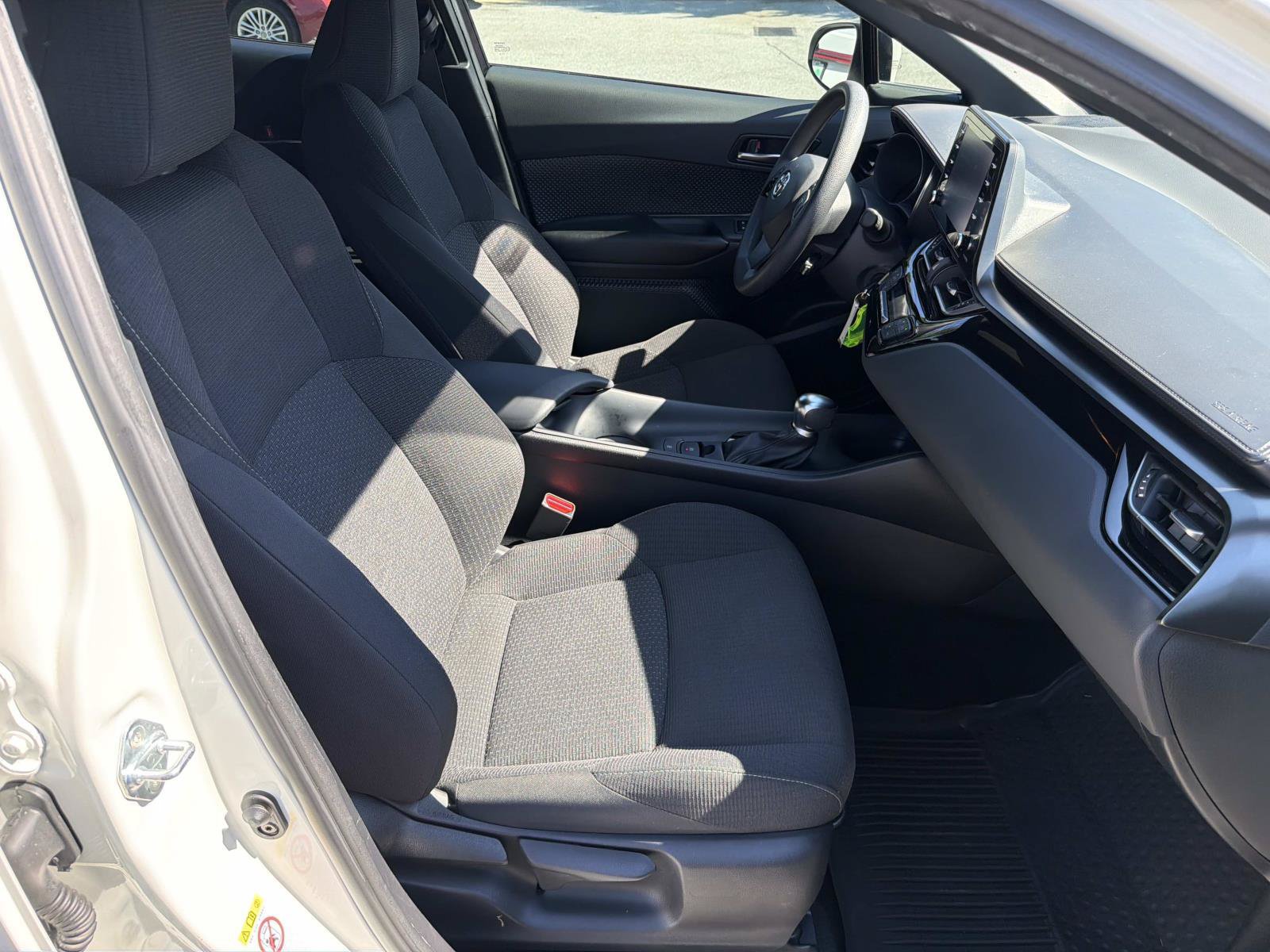 Used 2019 Toyota C-HR LE FWD image 13