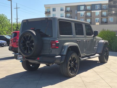 Used 2023 Jeep Wrangler Unlimited Sahara w/ Cold Weather Group AWD/4WD image 3
