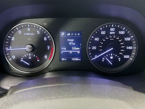 Used 2018 Hyundai Tucson SE image 18