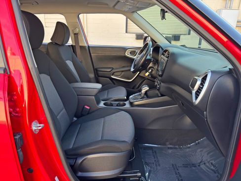Used 2021 Kia Soul X-Line FWD image 14