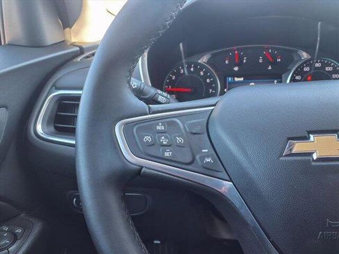 Used 2023 Chevrolet Equinox LT image 27