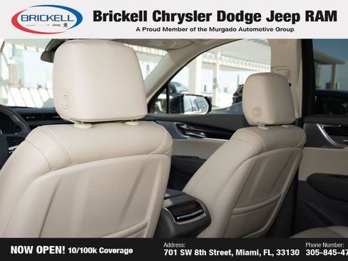 Used 2023 Cadillac XT6 Premium Luxury image 19