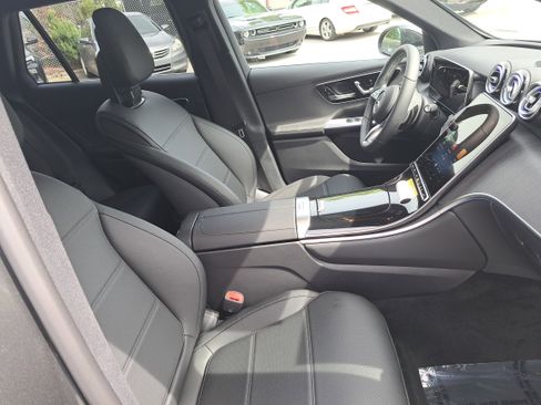 New 2026 Mercedes-Benz GLC 300 image 10