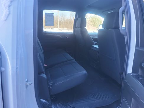 Used 2024 Chevrolet Silverado 2500 LT image 10