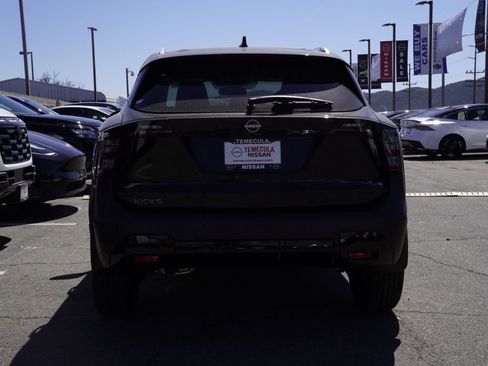 New 2026 Nissan Kicks SV image 5