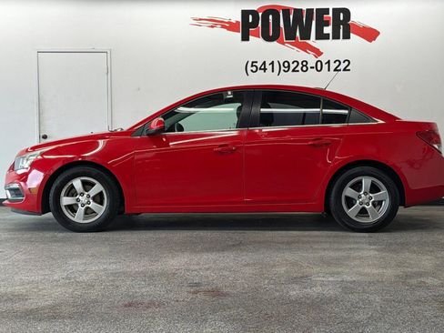 Used 2015 Chevrolet Cruze LT image 6