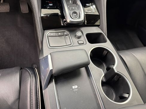 Used 2022 Acura MDX SH-AWD w/ Advance Package image 25