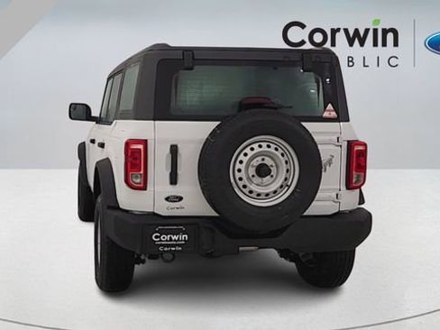 New 2025 Ford Bronco 4-Door AWD/4WD image 6