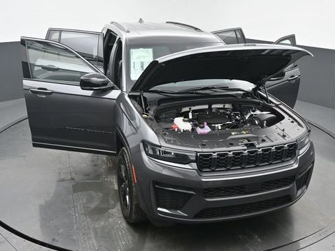 New 2026 Jeep Grand Cherokee Laredo image 62