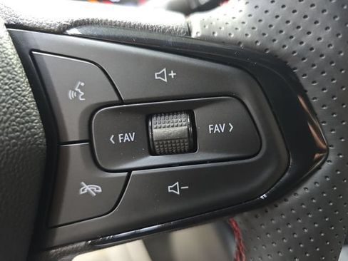 New 2026 Chevrolet Trax RS FWD image 18