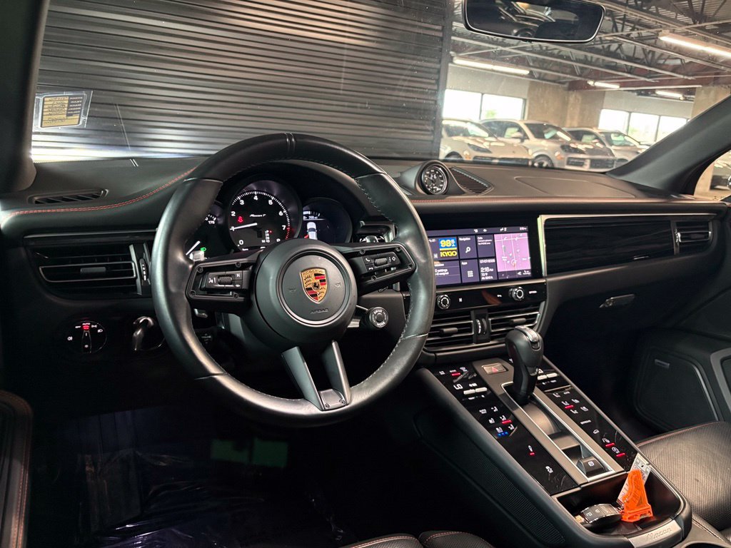 Used 2023 Porsche Macan Turbo AWD/4WD image 16