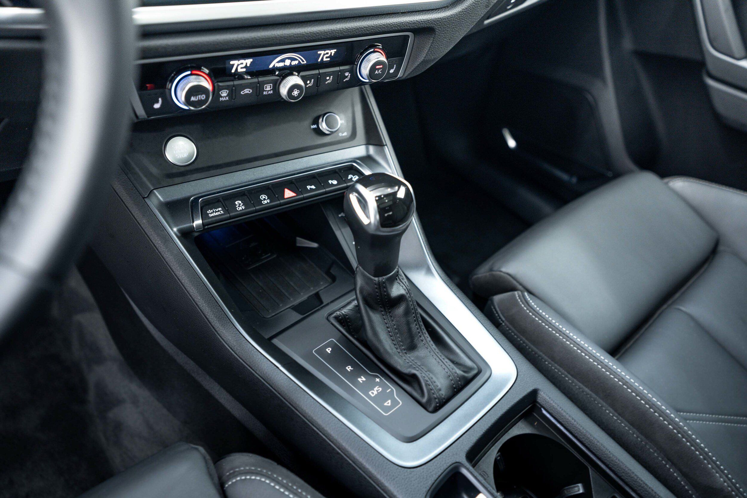 Used 2019 Audi Q3 2.0T Prestige AWD/4WD image 12