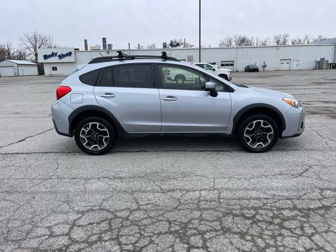 Used 2017 Subaru Crosstrek 2.0i Premium image 6