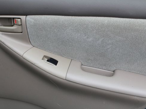 Used 2006 Toyota Corolla LE image 28