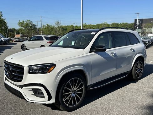 New 2026 Mercedes-Benz GLS 450 4MATIC image 4