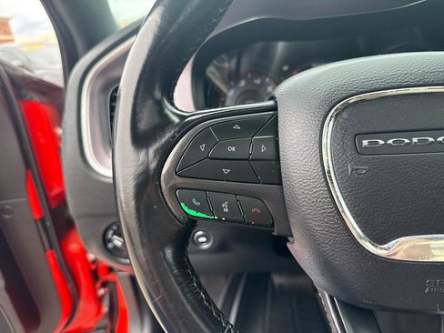 Used 2019 Dodge Charger SXT w/ Blacktop Package RWD image 16
