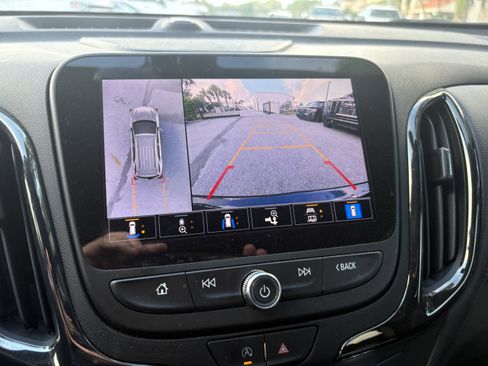 Used 2023 Chevrolet Equinox RS w/ RS Leather Package FWD image 12
