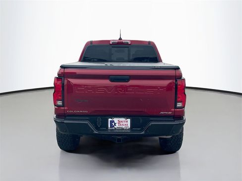 Used 2024 Chevrolet Colorado ZR2 w/ Technology Package image 6