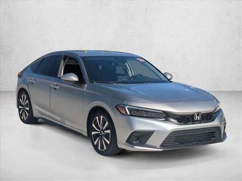 Used 2023 Honda Civic EX-L image 3