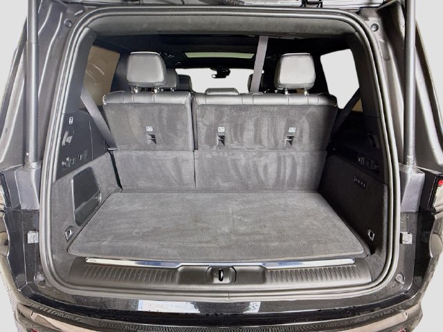 Used 2024 Jeep Grand Wagoneer Series II Obsidian w/ Quick Order Packagew 28T AWD/4WD image 25