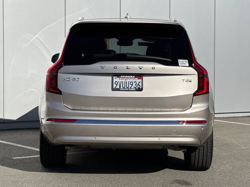Certified 2026 Volvo XC90 T8 Plus w/ Protection Package Premier AWD/4WD image 4