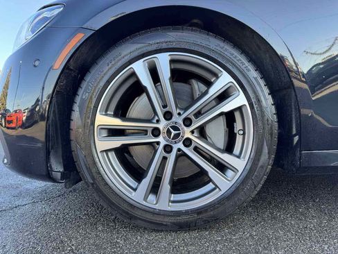 Used 2021 Mercedes-Benz E 350 4MATIC Sedan image 9