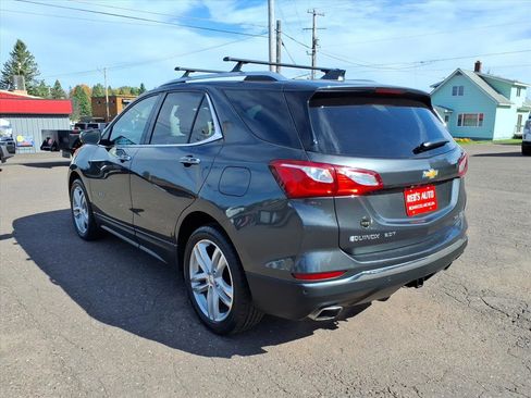 Used 2018 Chevrolet Equinox Premier image 3
