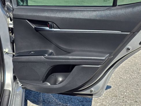 Used 2019 Toyota Camry SE FWD image 47
