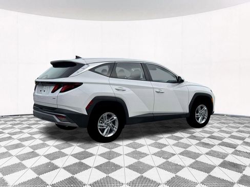 New 2026 Hyundai Tucson SE image 13