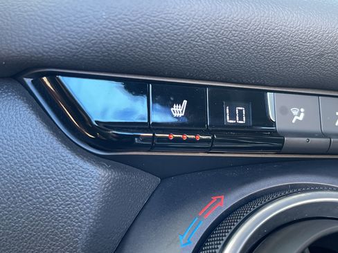 Used 2023 Chevrolet Blazer LT w/ Convenience Package image 28