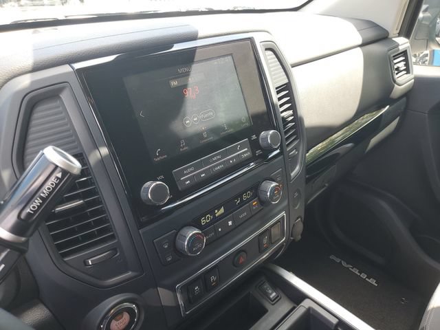 Used 2024 Nissan Titan SV w/ SV Convenience Package RWD image 19