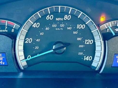 Used 2012 Toyota Camry SE image 20