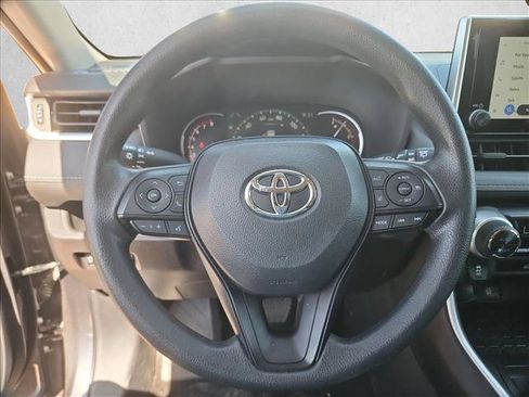 Used 2025 Toyota RAV4 XLE FWD image 12
