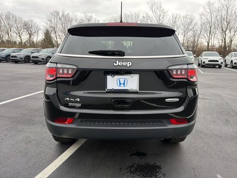 Used 2022 Jeep Compass Latitude w/ Sun and Sound Group image 4