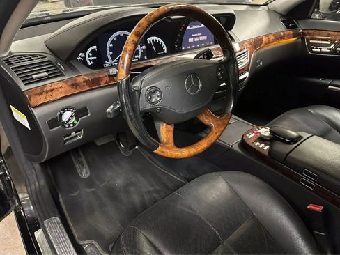 Used 2009 Mercedes-Benz S 550 image 11