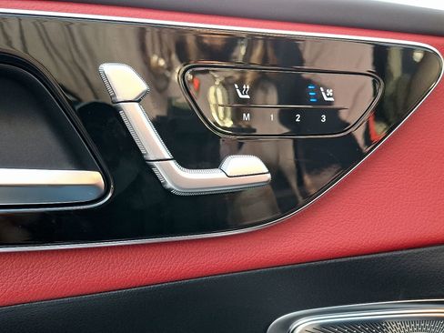 New 2026 Mercedes-Benz GLC 43 AMG 4MATIC image 17