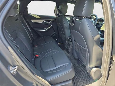 New 2026 Jaguar F-PACE R-Dynamic S image 8