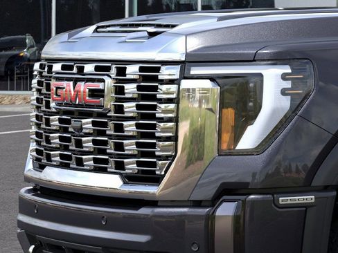 New 2026 GMC Sierra 2500 Denali image 13