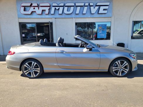Used 2019 Mercedes-Benz C 300 C 300 image 7